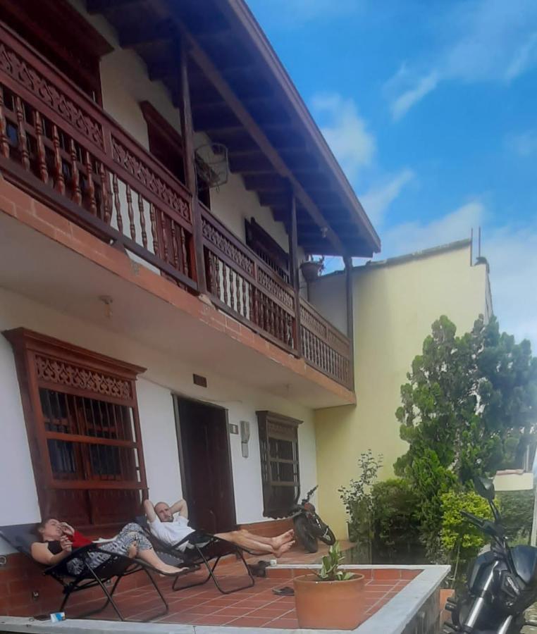 Cafe Racer Hostel Jardín Exteriör bild